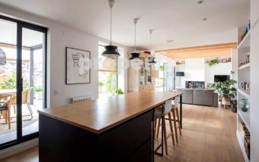 Sobreático de auténtico diseño con terraza-Sant Gervasi Barcelona