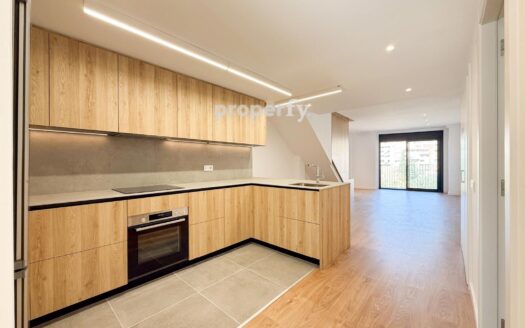 Ático dúplex obra nueva con terrazas en Montigalà Badalona